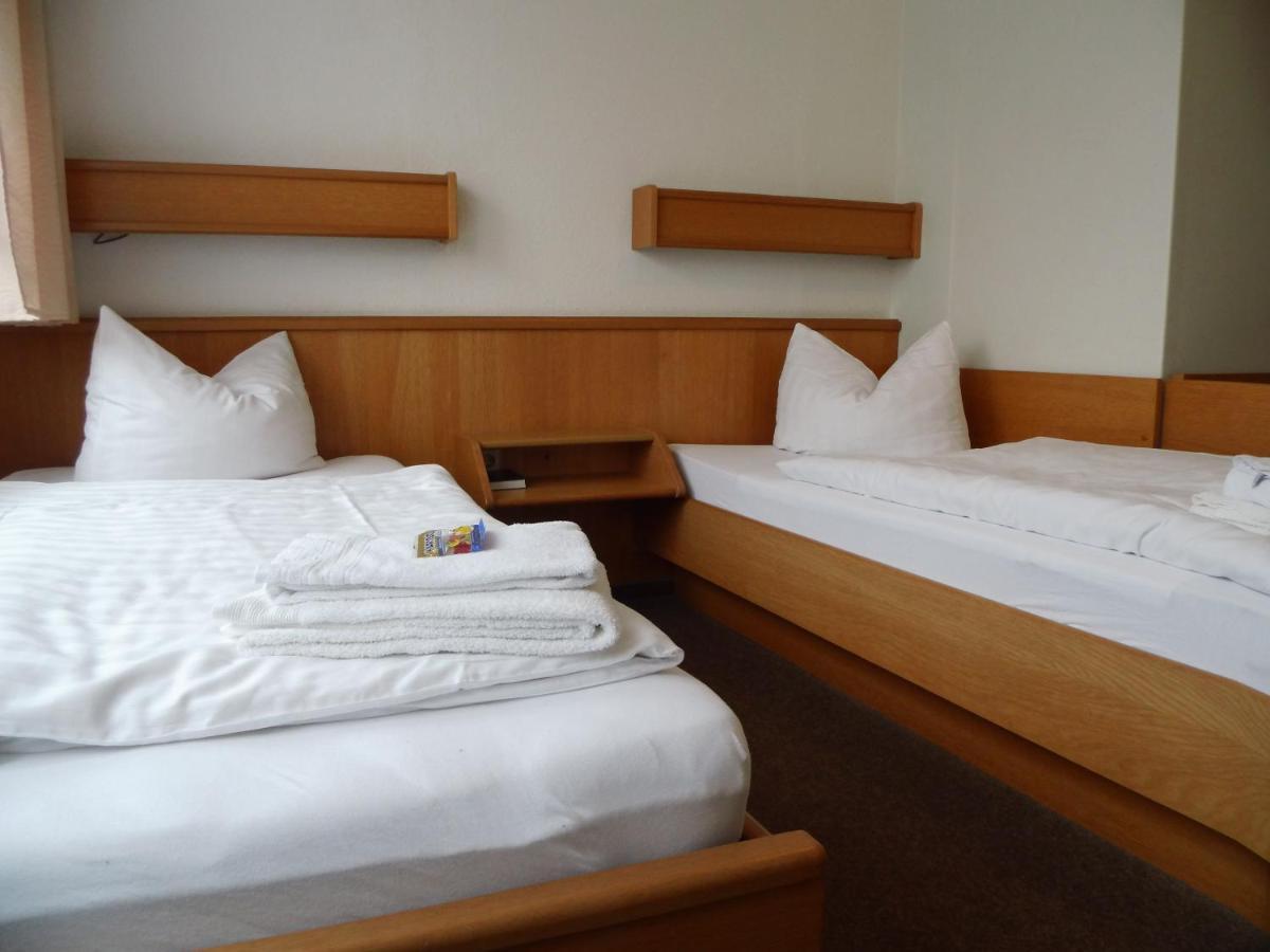 Hotel Sturm Tangermünde エクステリア 写真